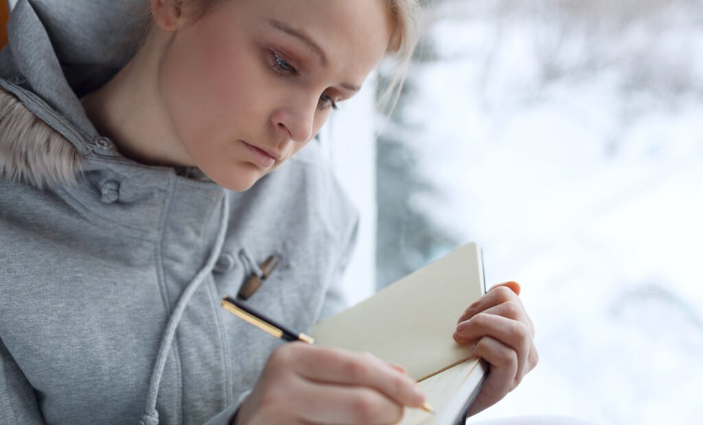 Ascension Succès _ Napoleon Hill _ Détermination du But _ Écrire sur un carnet de notes