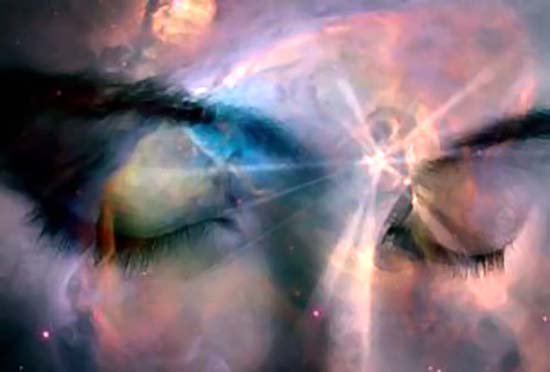 Vous recevez des informations de Dieu sous la forme d'intuitions et de ressentis.