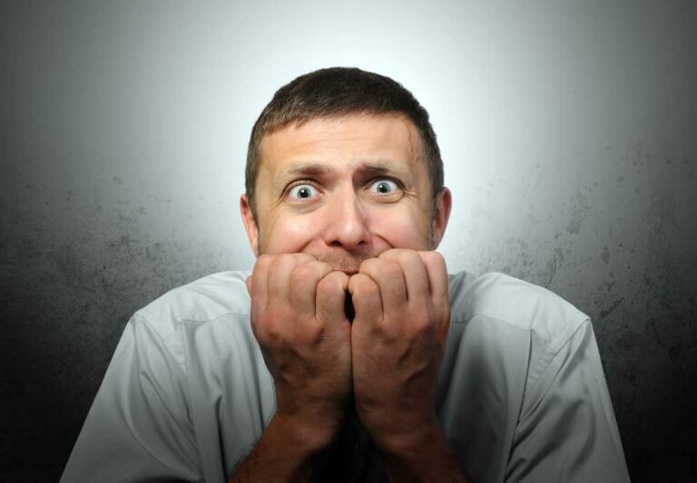 Eckhart Tollel nous donne des conseils pour retrouver la paix et gérer la peur en temps de crise